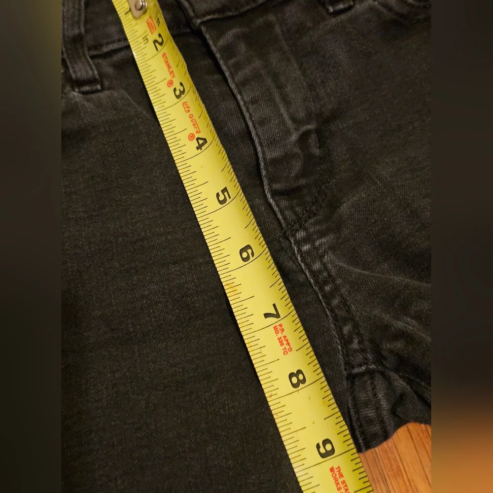 Levi's 711 Skinny Jeans Women’s W26 L30 Black Stretch
